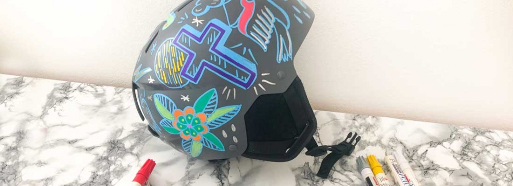 Een skihelm customiseren à la Old School met Uni Paint markers