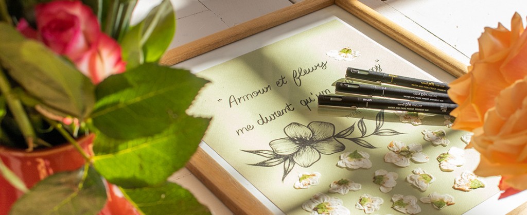 Poëtische DIY: een lijst maken met je lievelingsspreuk versierd met lentebloemen!
