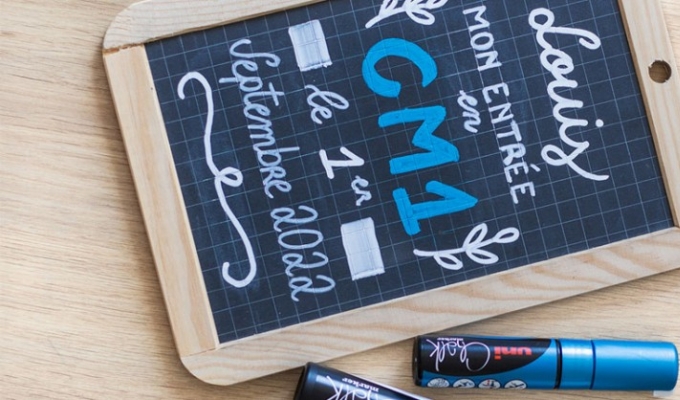 Versier een krijtbord voor het nieuwe schooljaar met de Uni Chalk markers
